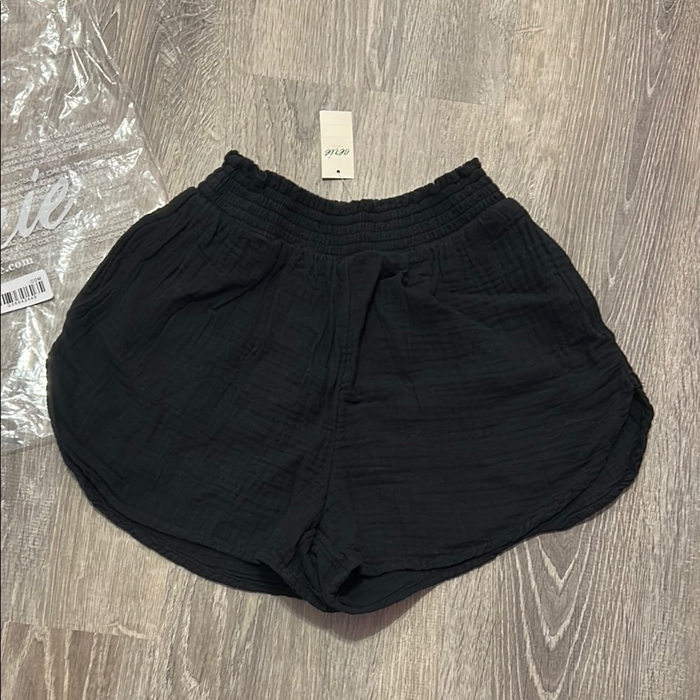 Black Aerie Shorts NWT